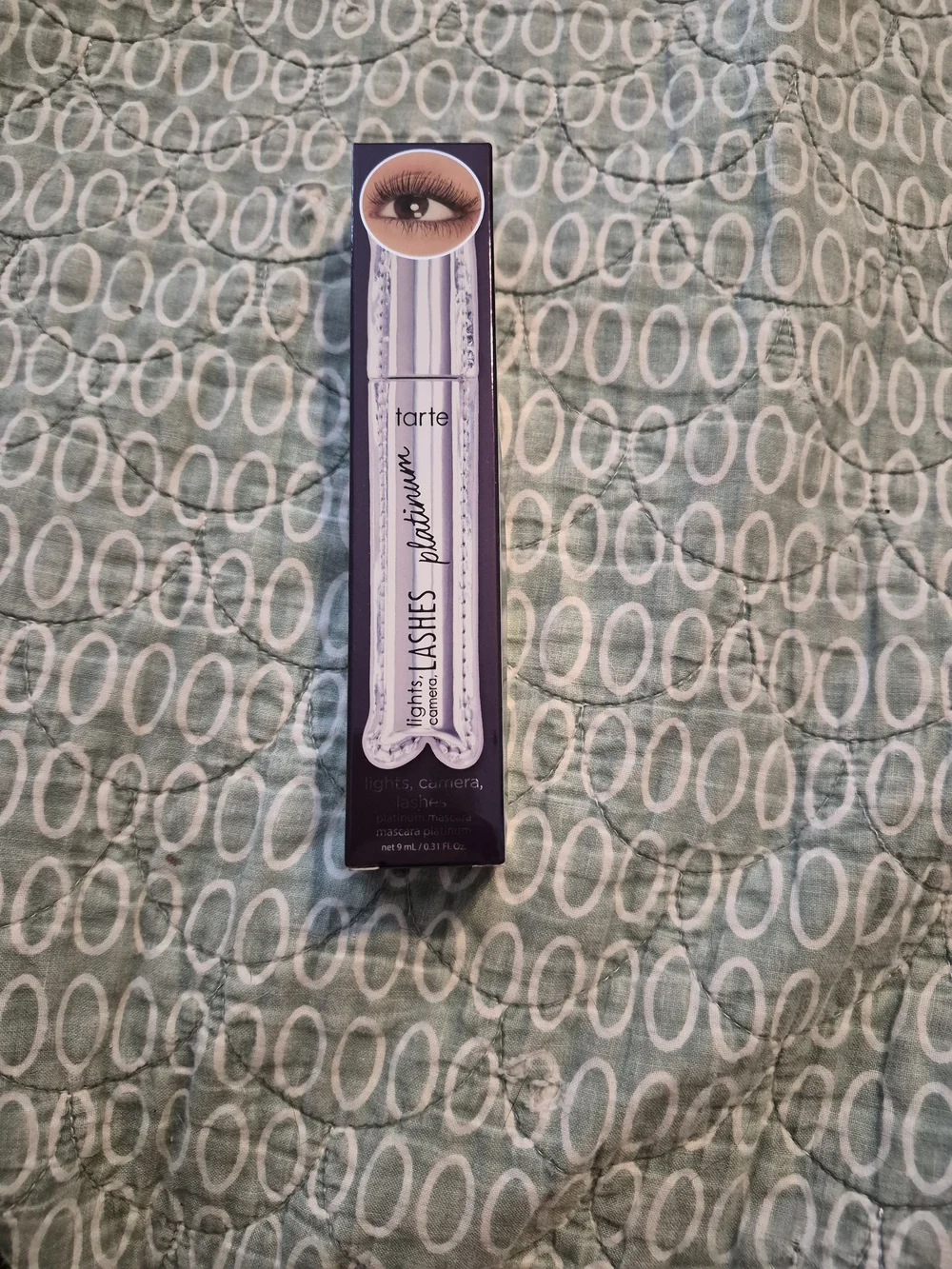 tarte Lights, Camera, Lashes Volumizing Platinum Mascara — Black